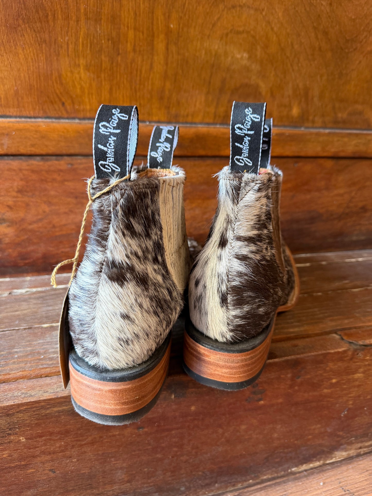Brown & White Speckled Booties Size: 7