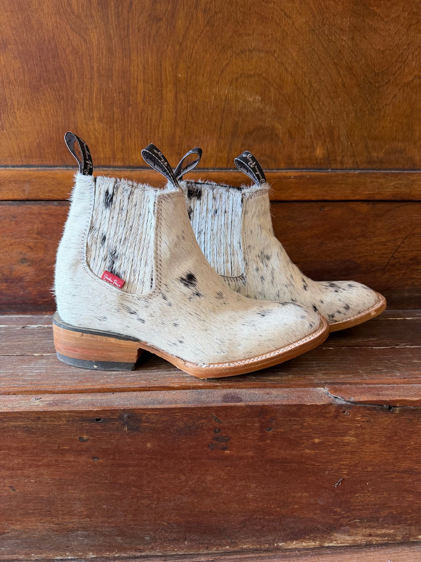 Black & White Speckled Booties Size: 7