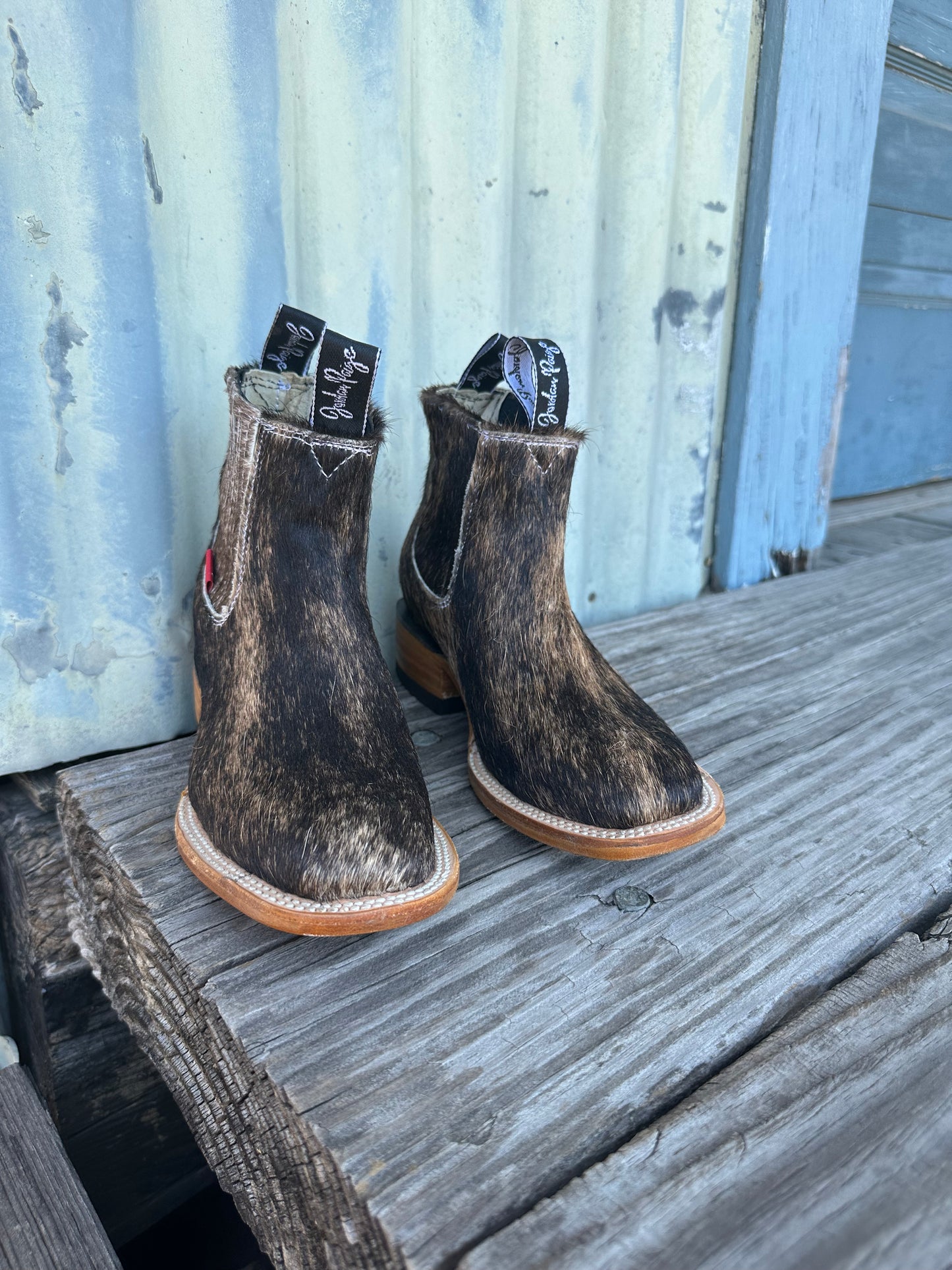 Tan/Light Brindle Booties Size: 6.5