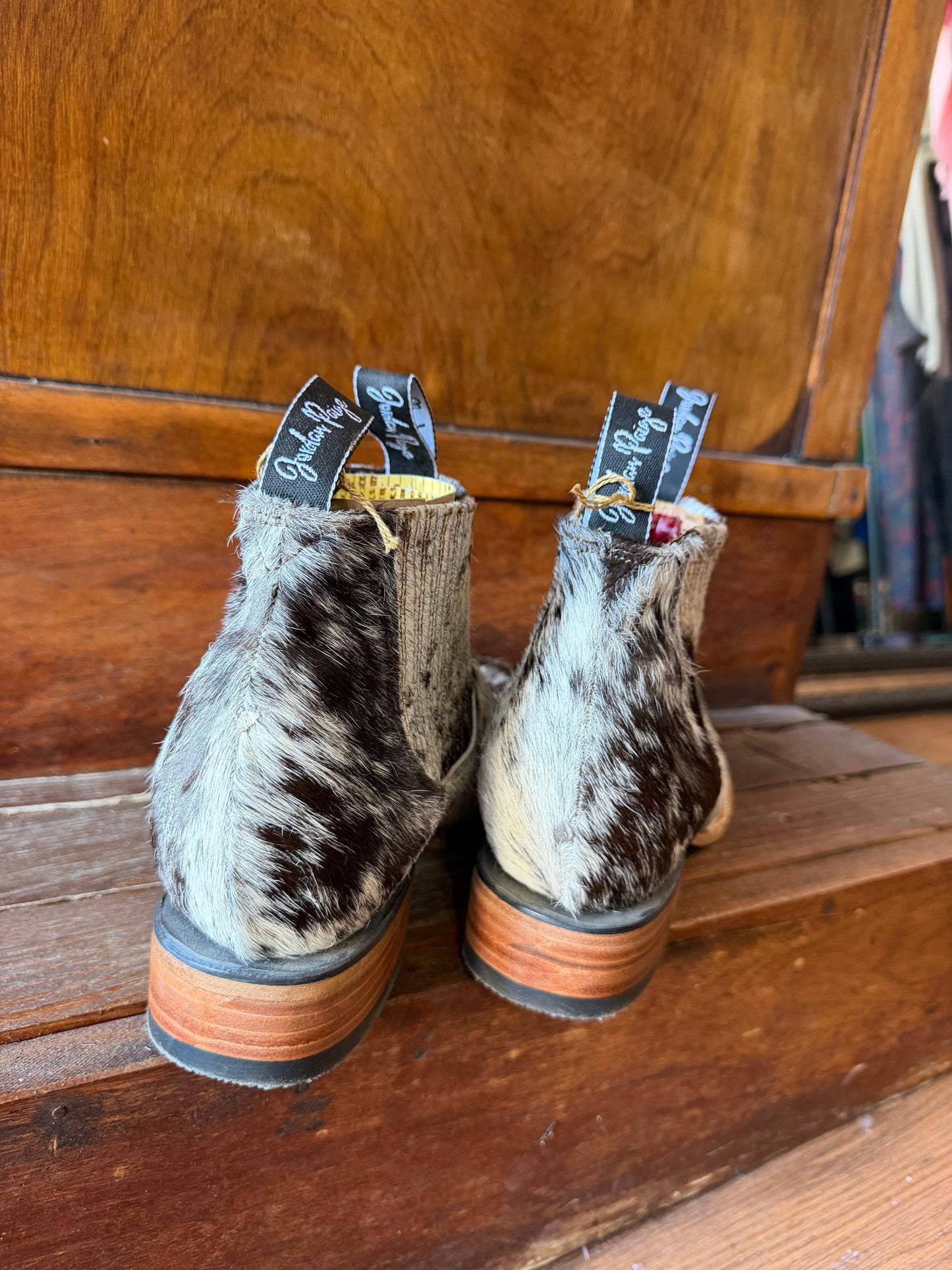 Brown & White Speckled Booties Size: 10.5