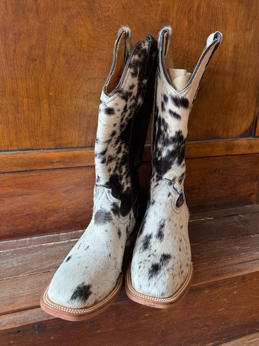 Black & White Speckled Boots Size: 9