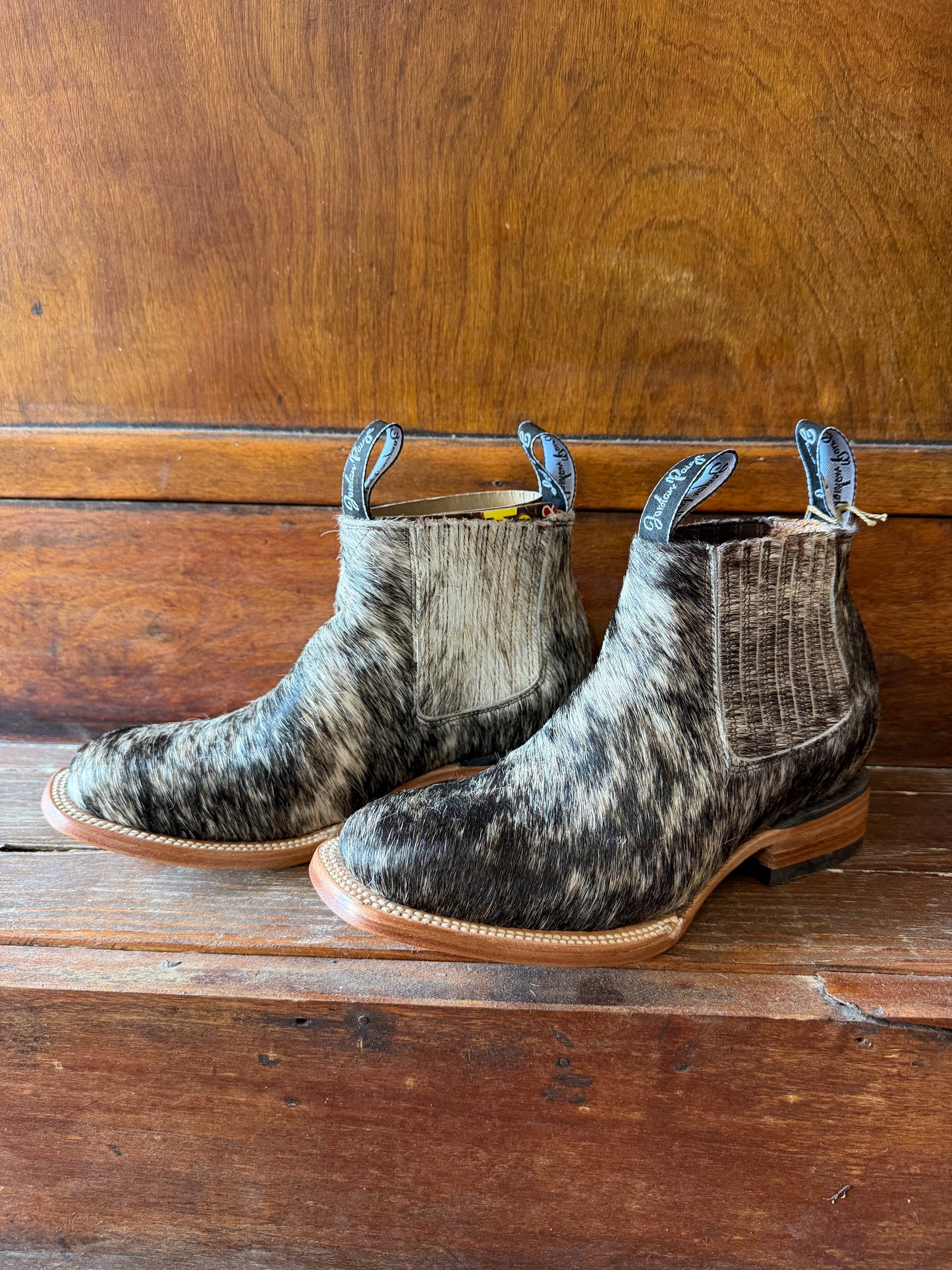 Brindle Booties Size: 7