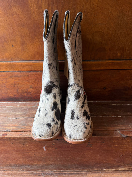 Black & White Speckled Boots Size: 6