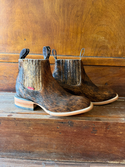 Brindle Booties Size: 8