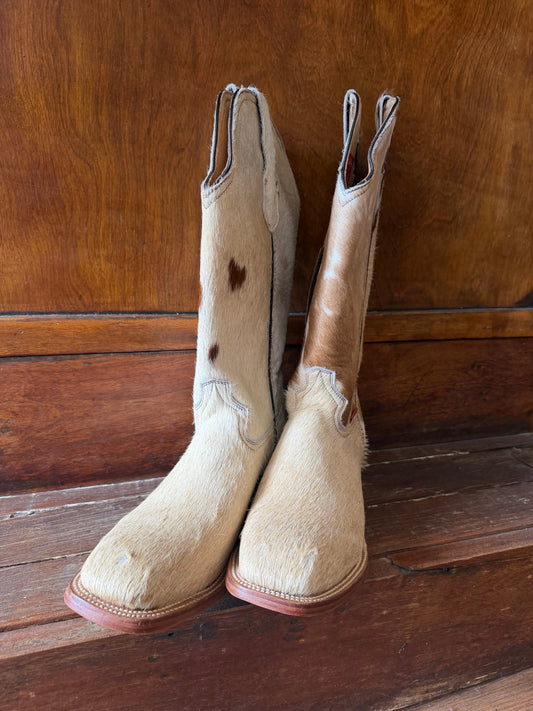 Brown & White Boots Size: 10
