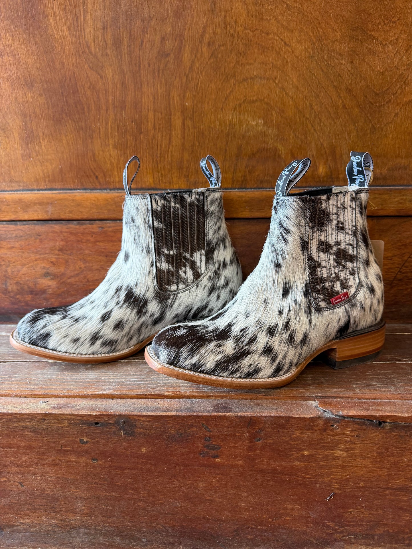 Black & White Speckled Booties Size: 7
