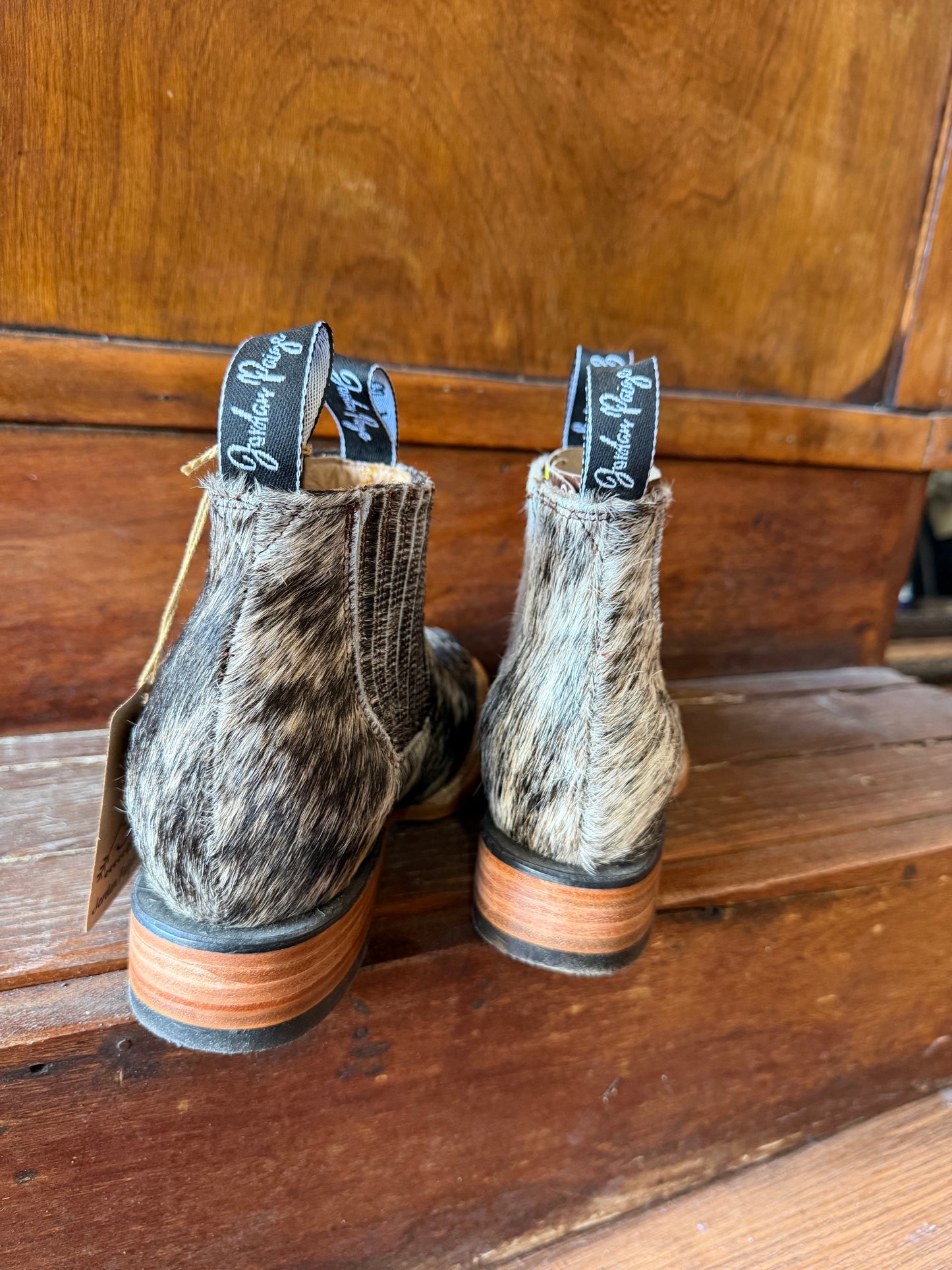 Brindle Booties Size: 7