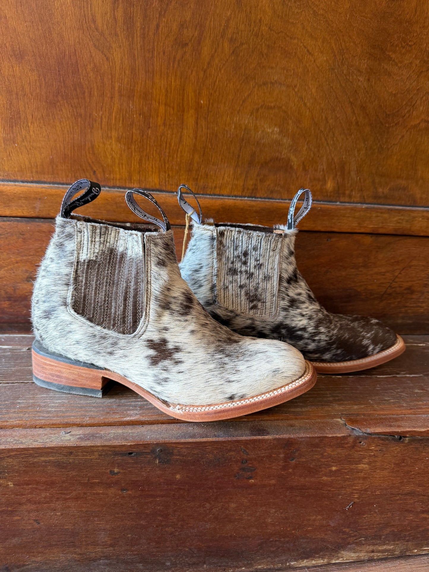 Black & White Speckled Booties Size: 8