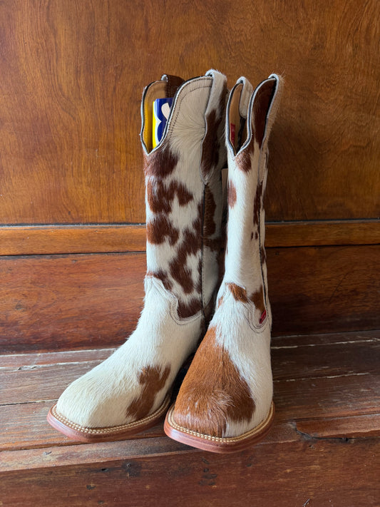 Brown & White Boots Size: 7.5