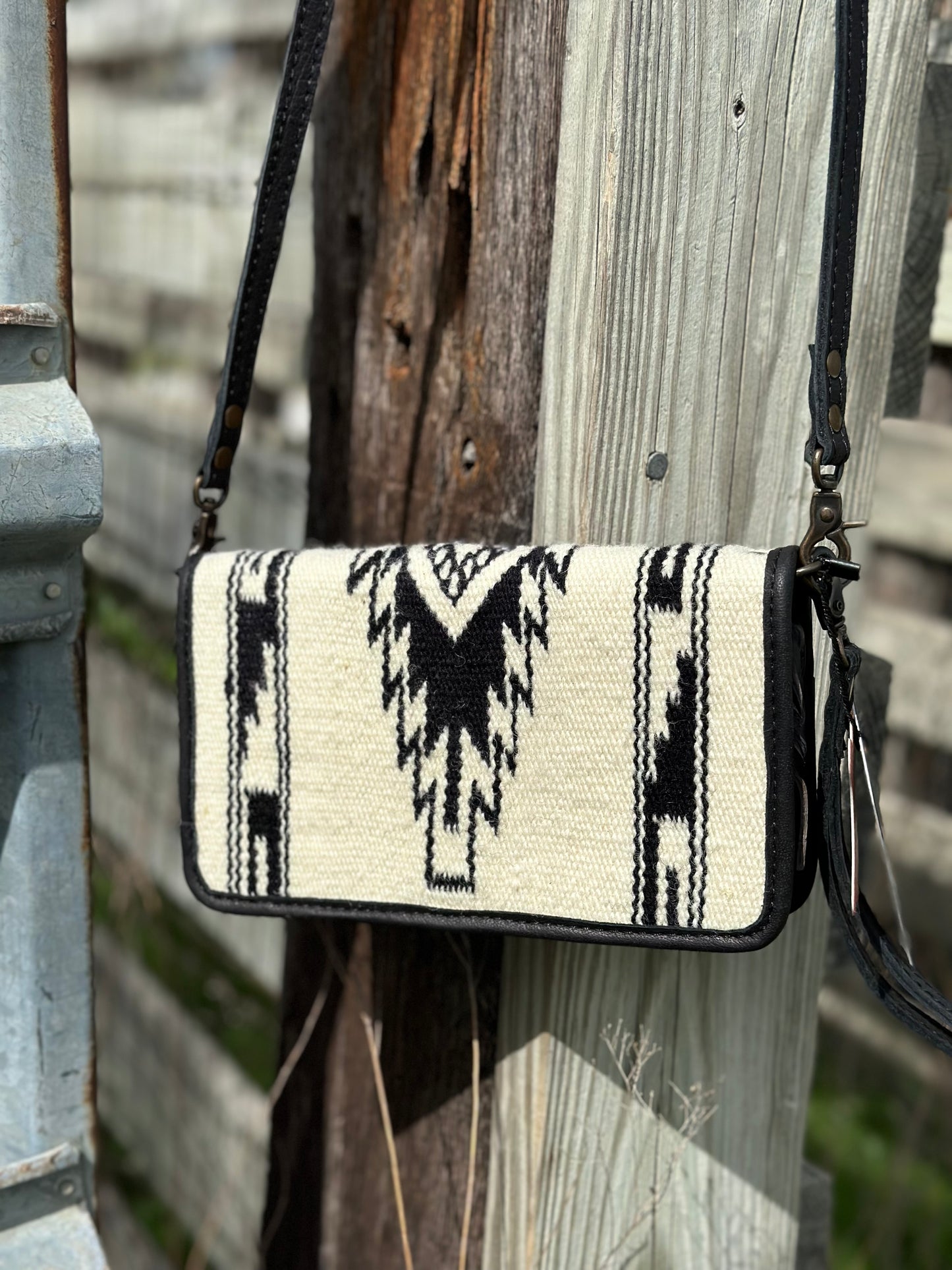 Black & White Saddle Blanket Crossbody/Wallet