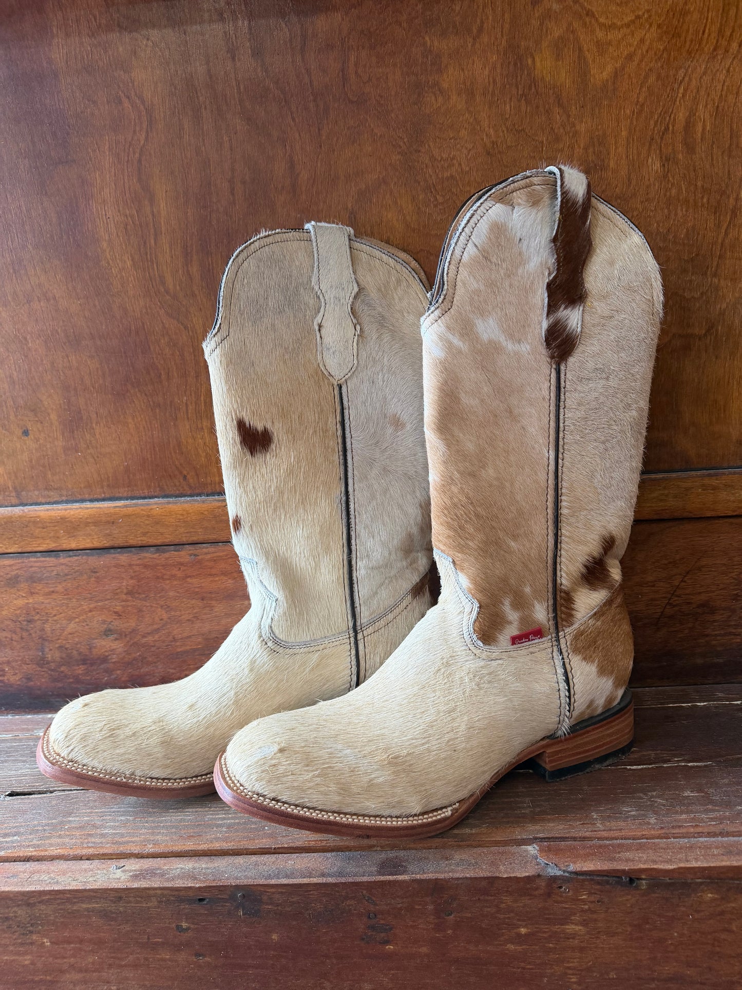 Brown & White Boots Size: 10