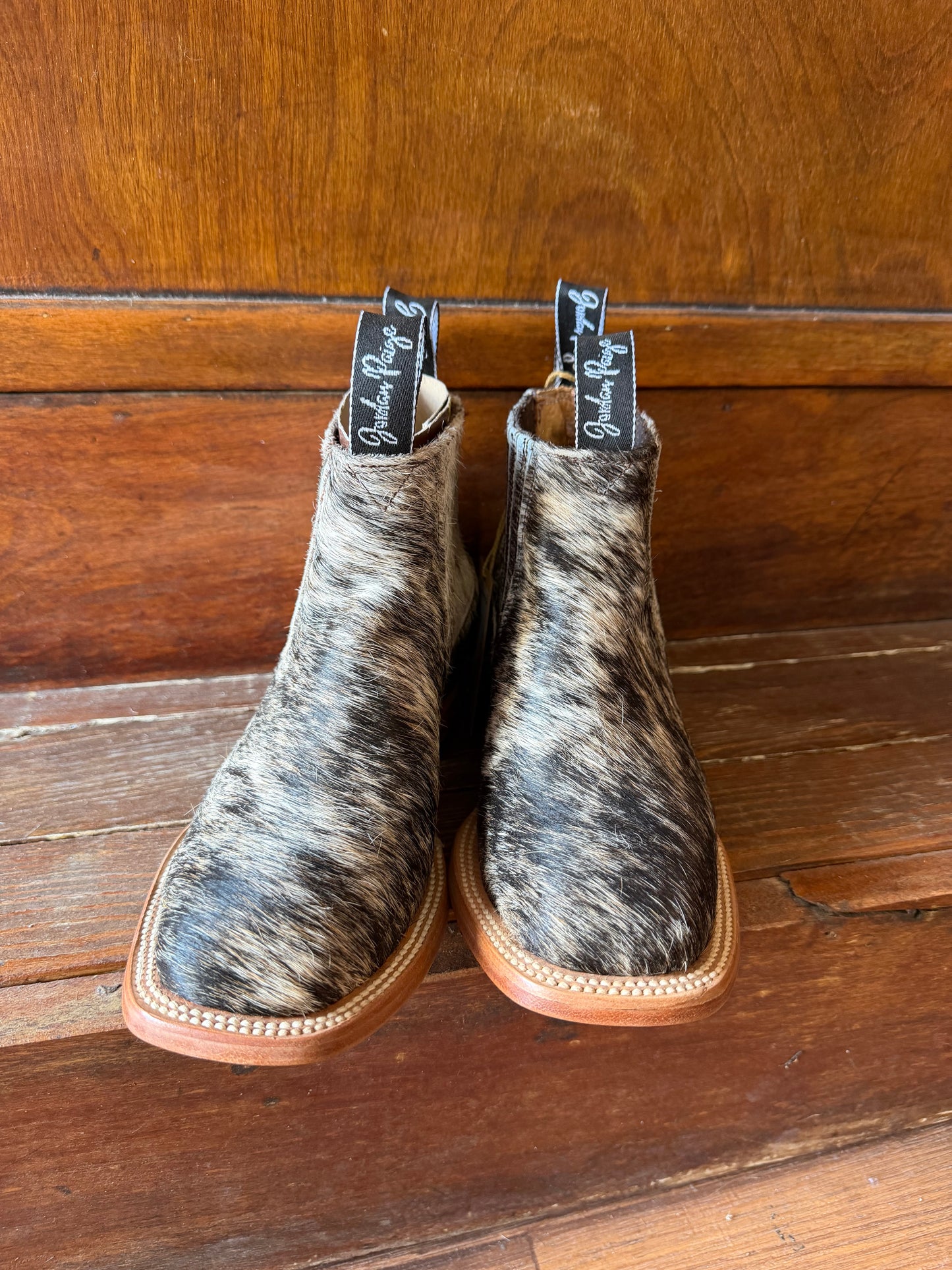 Brindle Booties Size: 7