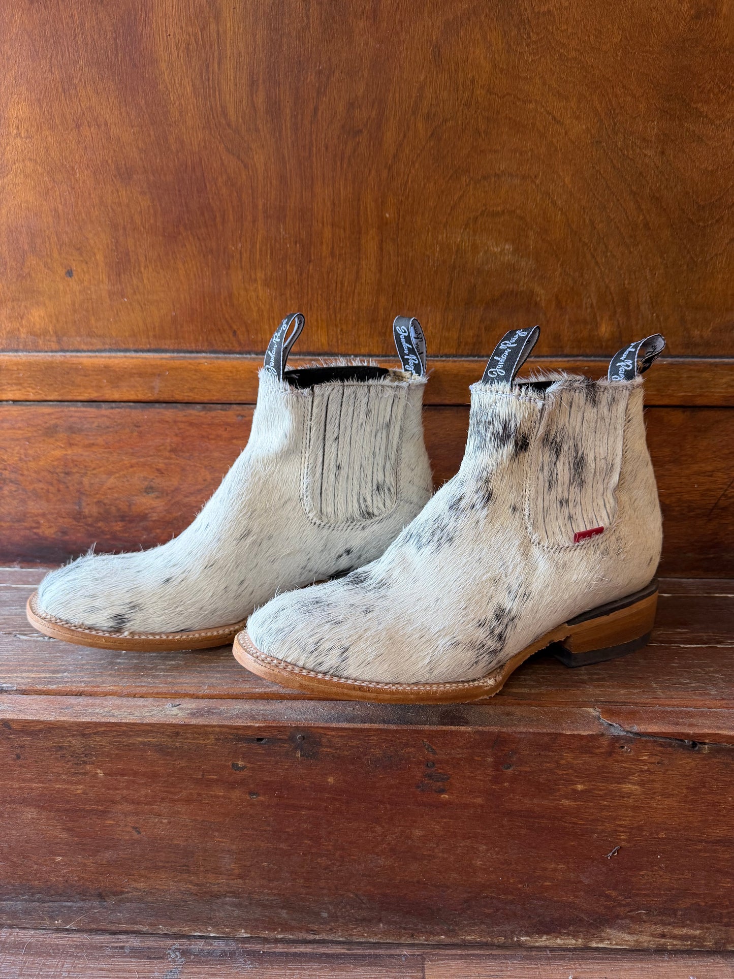 Black & White Speckled Booties Size: 9.5