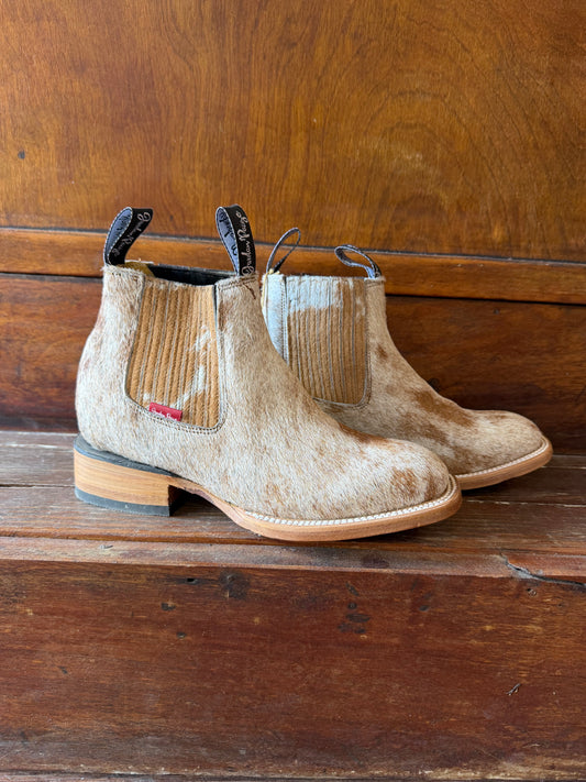 Brown & White Speckled Booties Size: 7