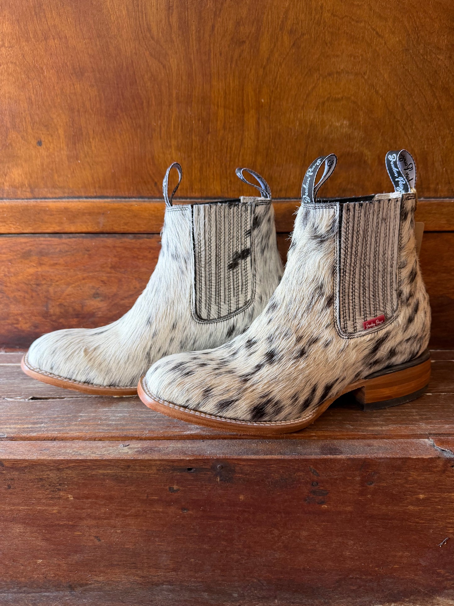 Black & White Speckled Booties Size: 8