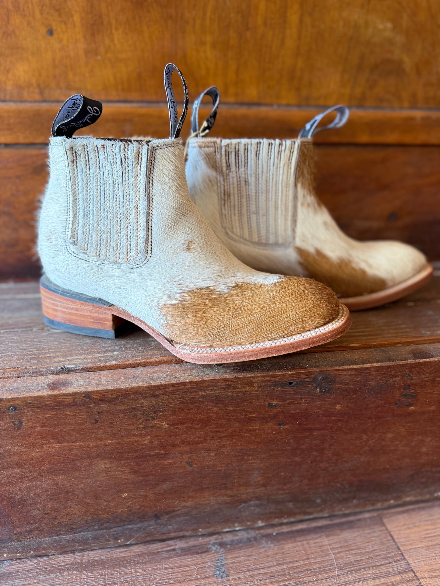 Brown & White Speckled Booties Size: 4.5