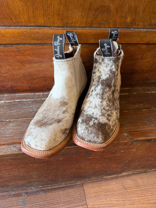 Brown & White Speckled Booties Size: 4.5