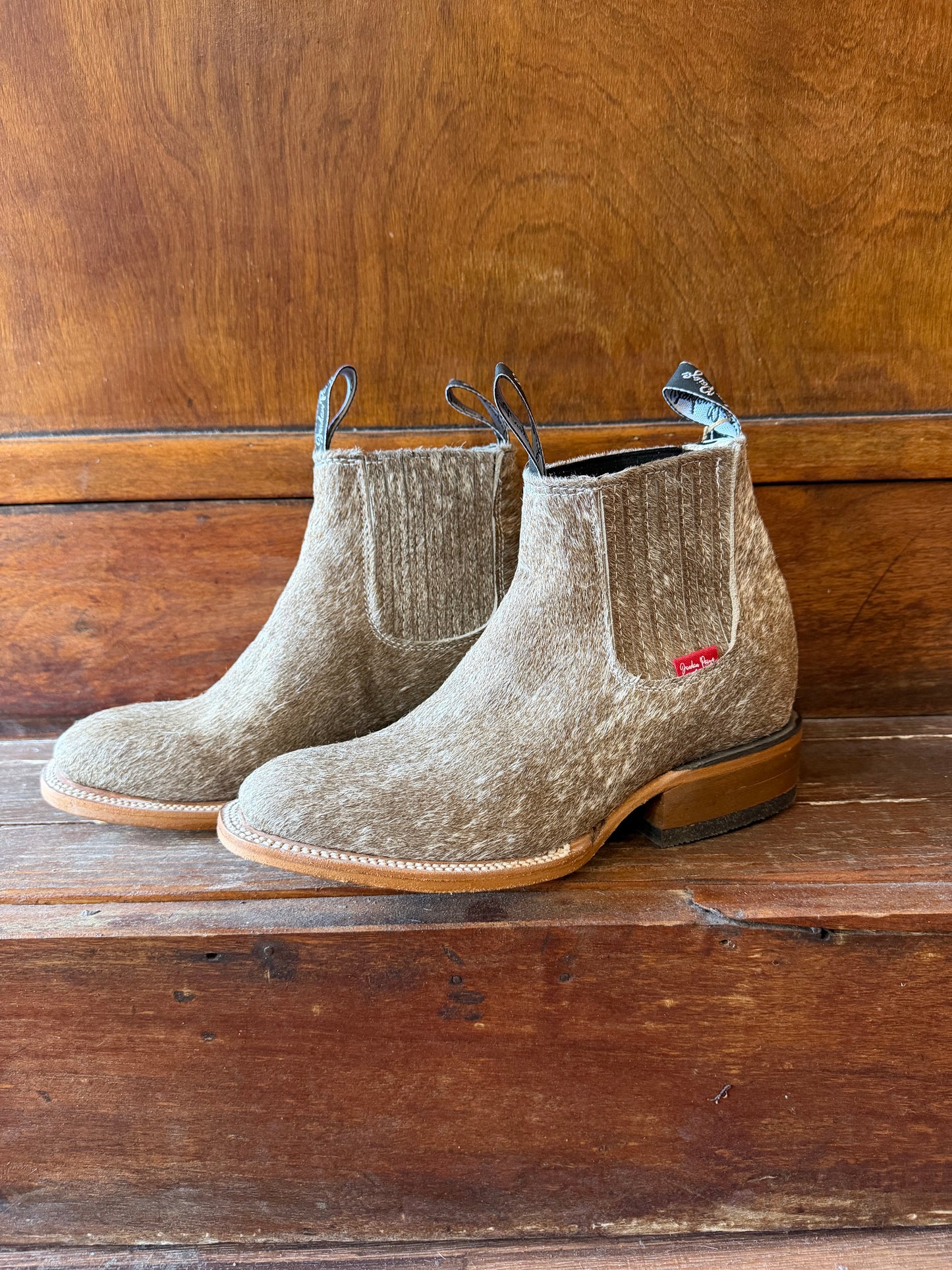 Brown & White Speckled Booties Size: 8