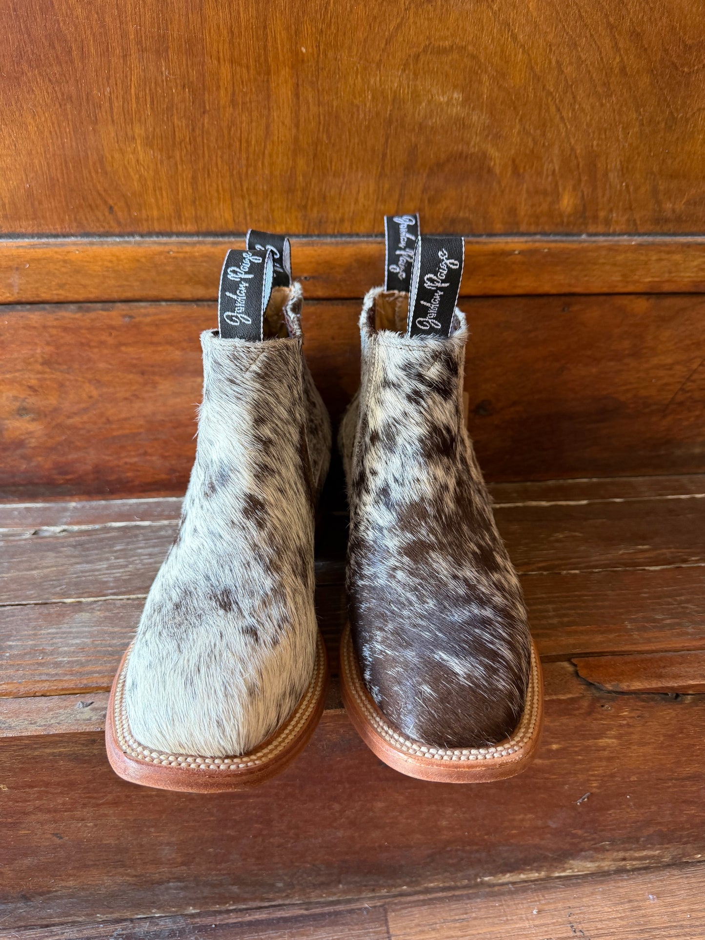 Black & White Speckled Booties Size: 8