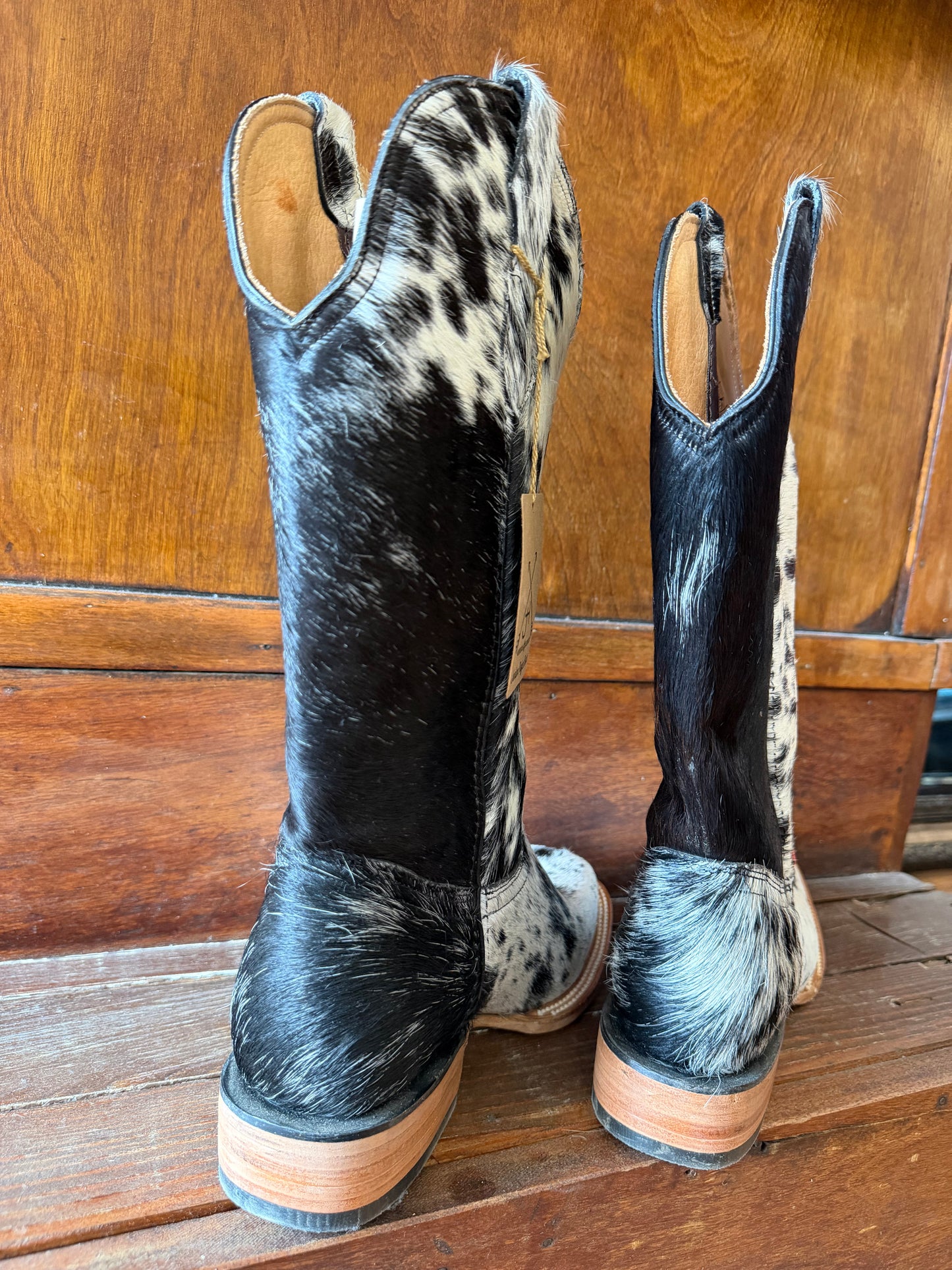 Black & White Speckled Boots Size: 9