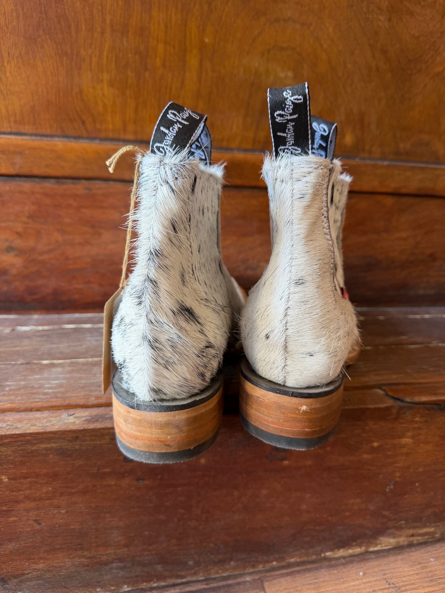 Black & White Speckled Booties Size: 7