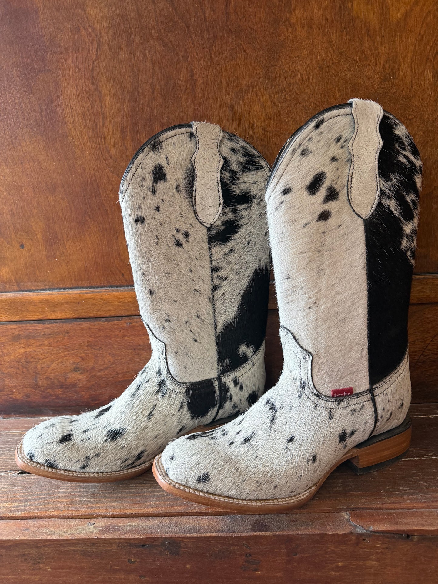 Black & White Speckled Boots Size: 10