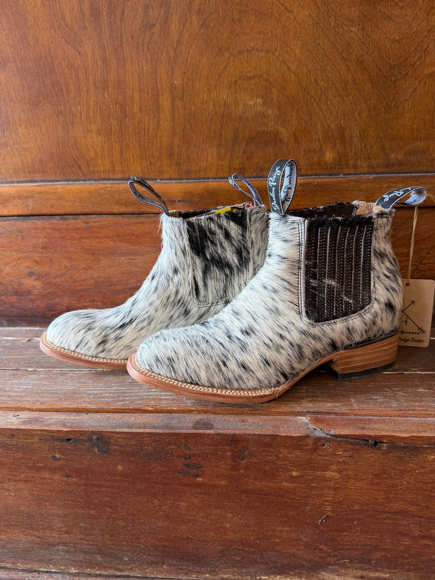 Black & White Speckled Booties Size: 7