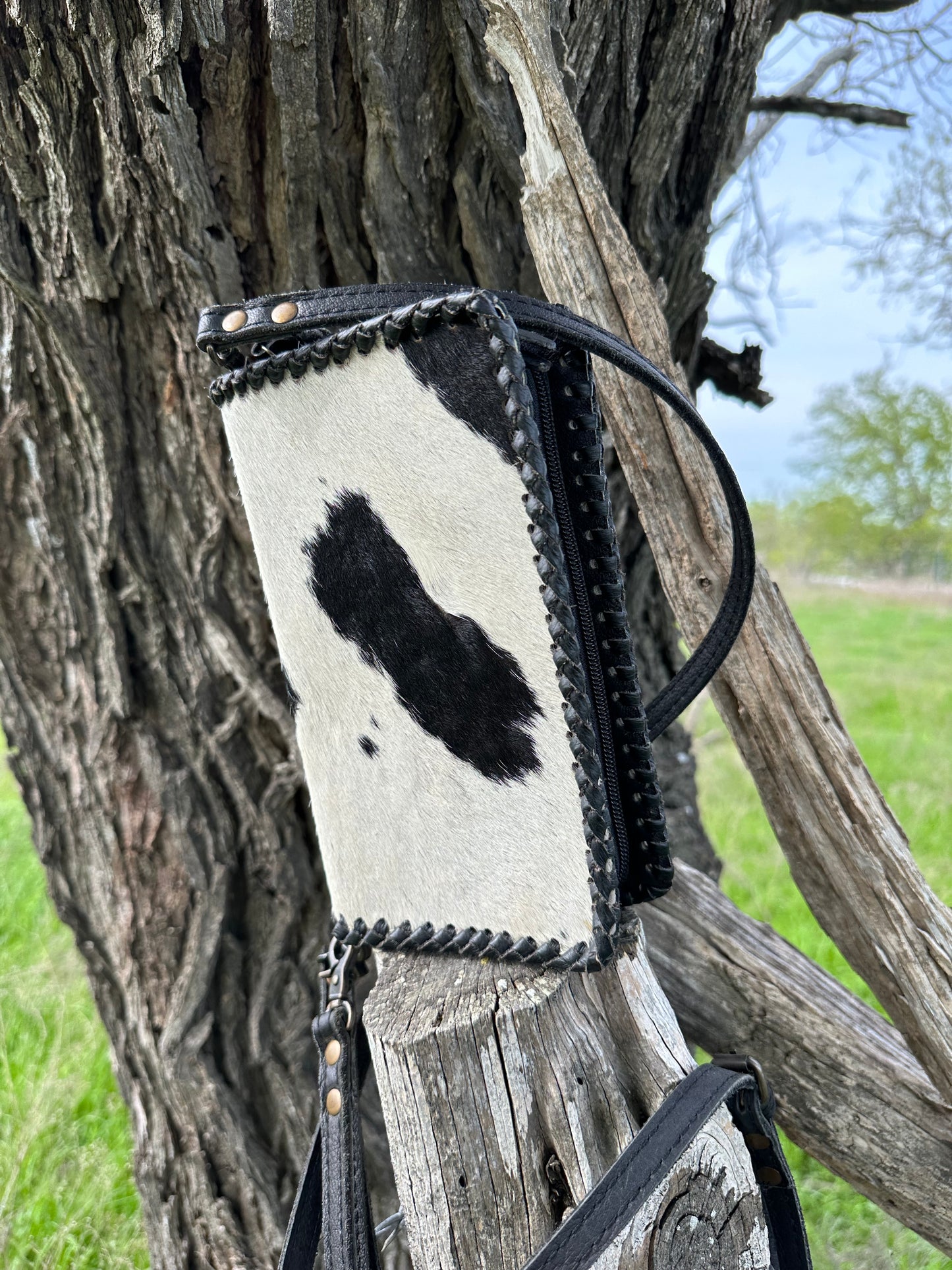 Black & White Cowhide Crossbody/Wristlet