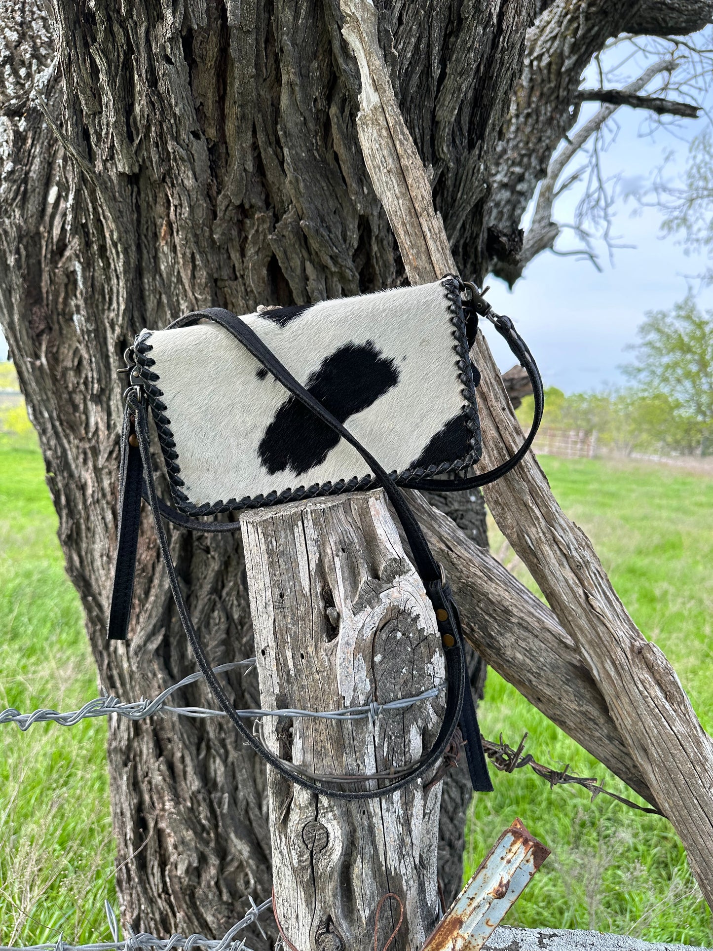 Black & White Cowhide Crossbody/Wristlet