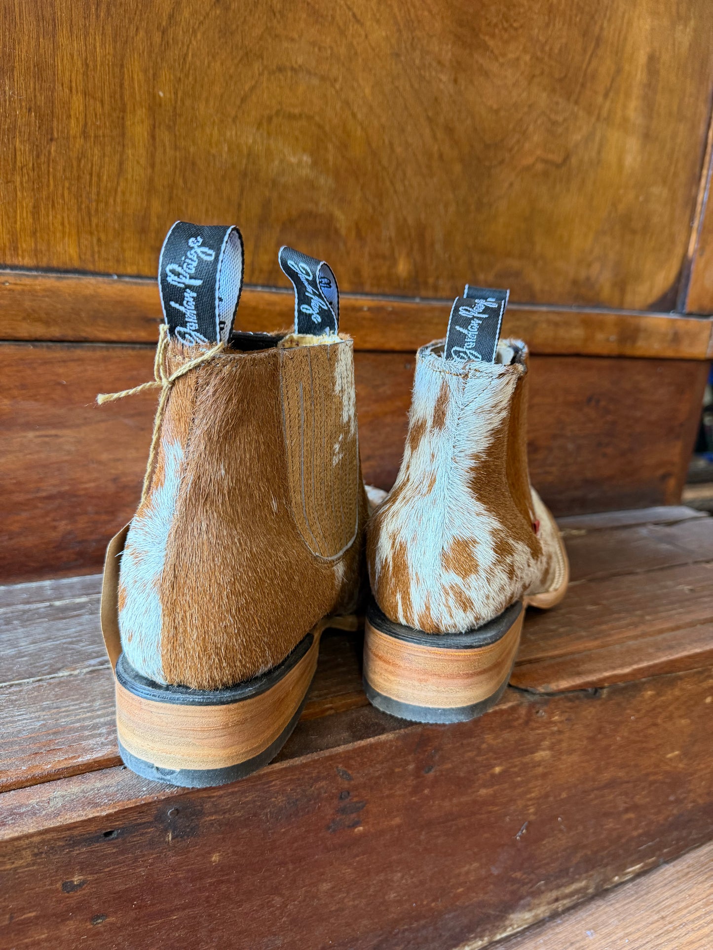 Brown & White Speckled Booties Size: 7.5