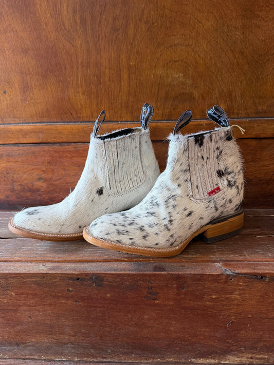 Black & White Speckled Booties Size: 7