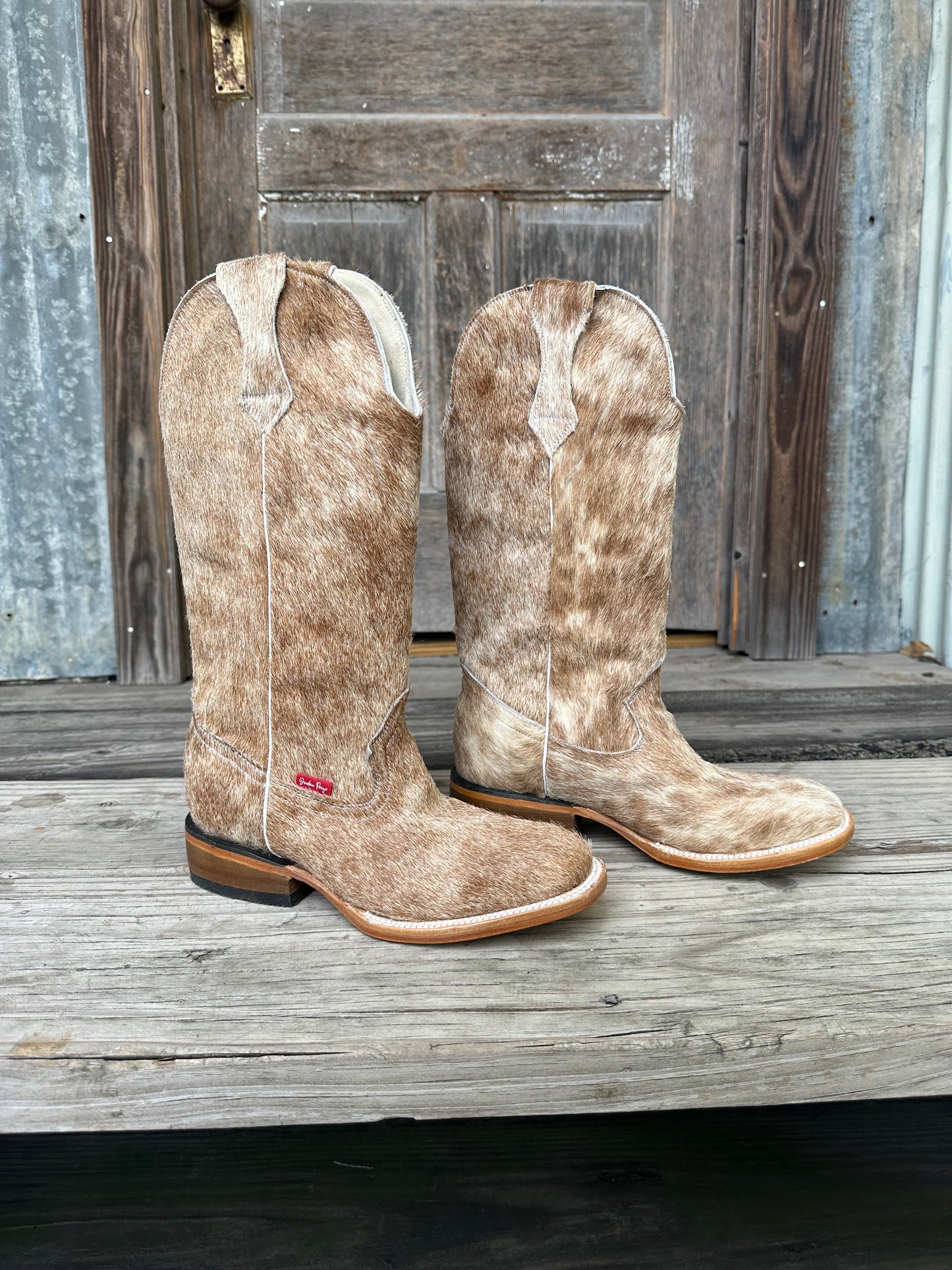 Tan/Light Brindle Boots Size: 7.5