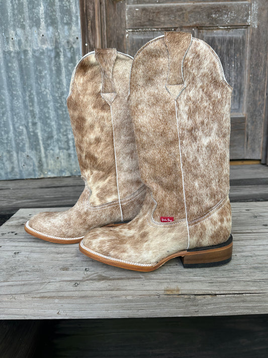 Tan/Light Brindle Boots Size: 7.5