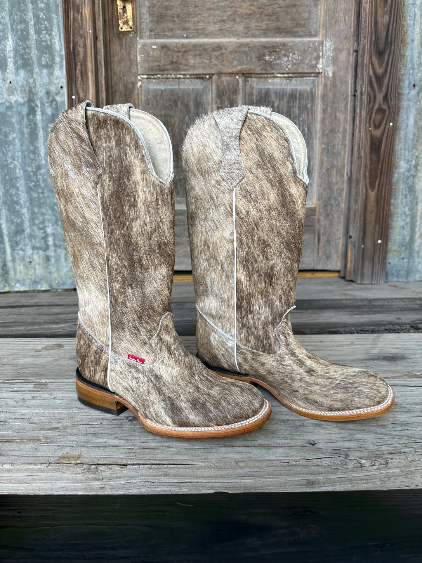 Tan/Light Brindle Boots Size: 7.5