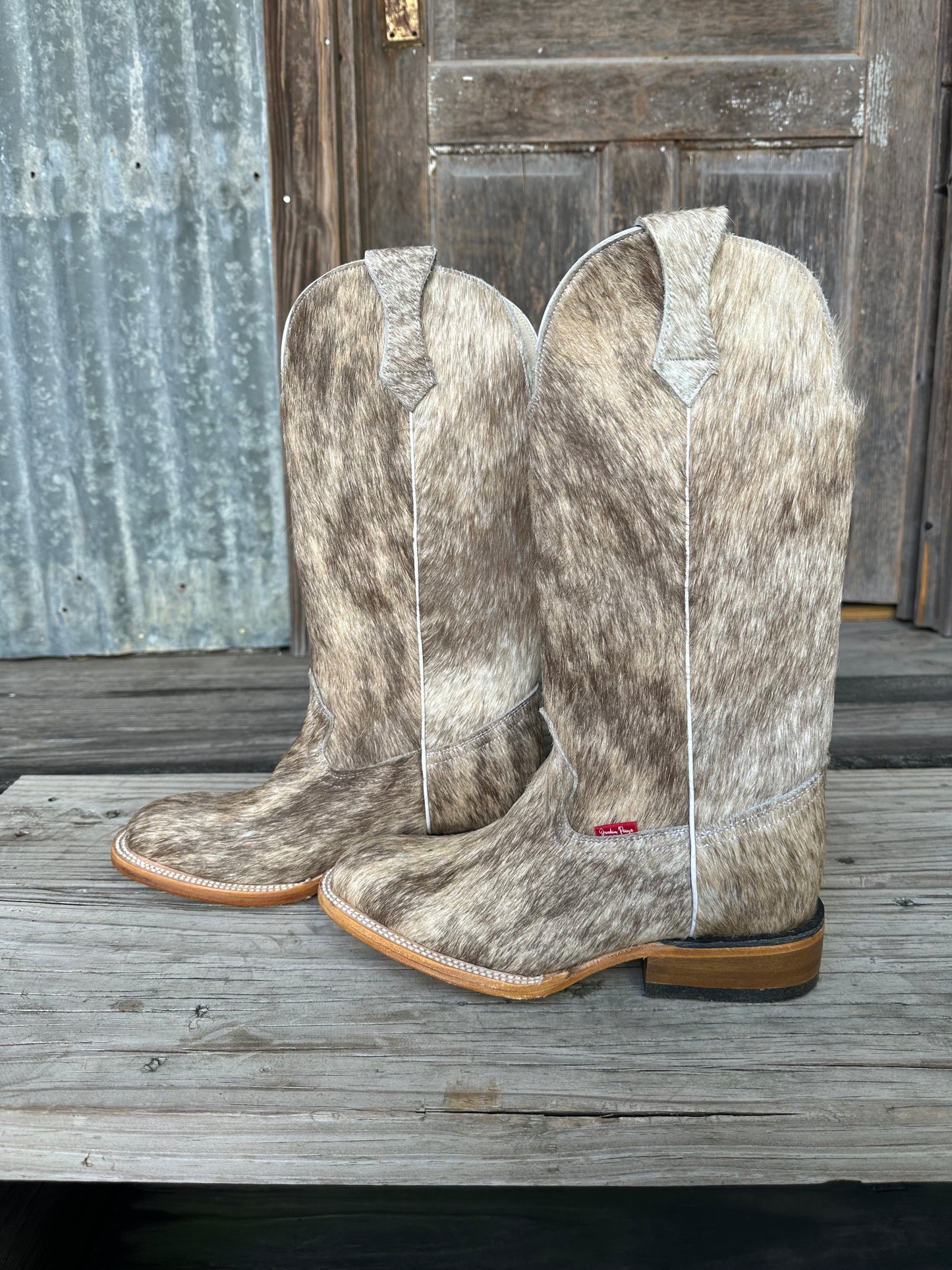 Tan/Light Brindle Boots Size: 7.5