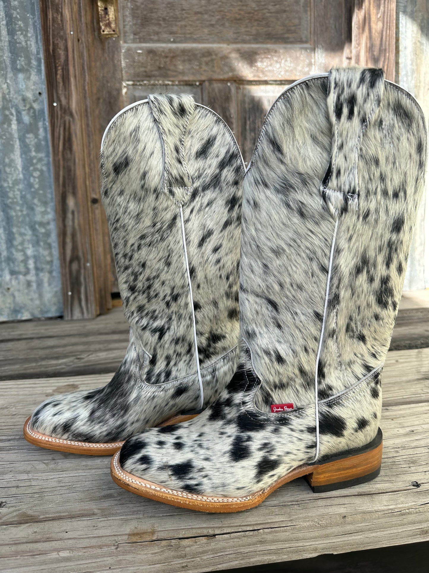 Black & White Speckled Boots Size: 8