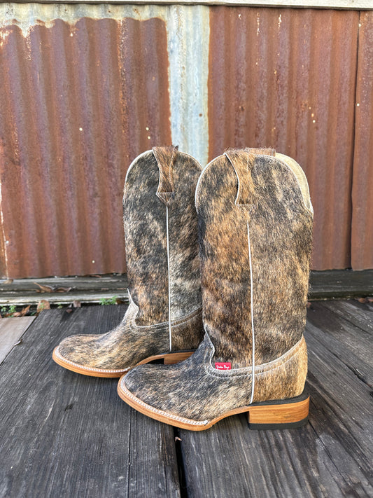 Tan/Light Brindle Boots Size: 7